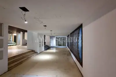 Negozio in vendita, Via Carlo Oreglio, Melzo