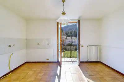 Casa in vendita, Via San Camillo, Marchirolo