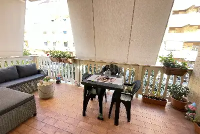 Casa in vendita, Via Umberto Grosso, Roma