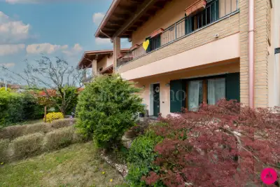 Villino a Schiera in vendita, Via della Chiesa, Prata di Pordenone