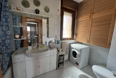 Casa in vendita, Via Nomentum, Roma