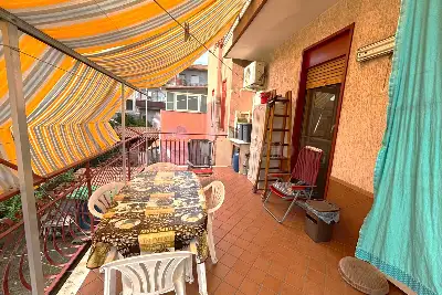 Palazzo in vendita, Via Giarre, Mascalucia