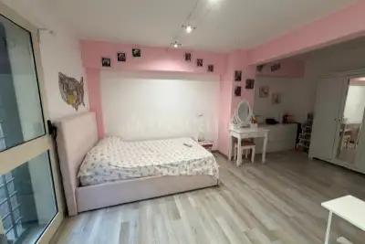 Villino a Schiera in vendita, Via Ipparco di Nicea, Roma