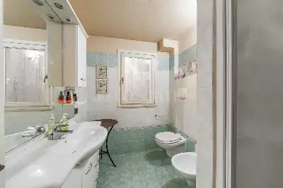 Villa Bifamiliare in vendita, Via Benaco , Lonato del Garda