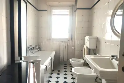 Casa in vendita, Via Oderisi da Gubbio, Roma