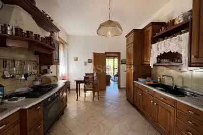 Villa in vendita, Via Turrivalignani, Roma