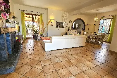 Villa in vendita, Via Metauro, Ardea