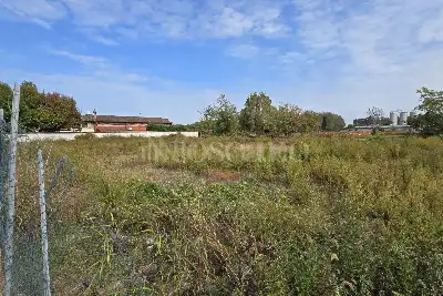 Edificabile Industriale in vendita, via Toscana, Cornegliano Laudense