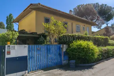Villa Bifamiliare in vendita, Via Cleante, Roma