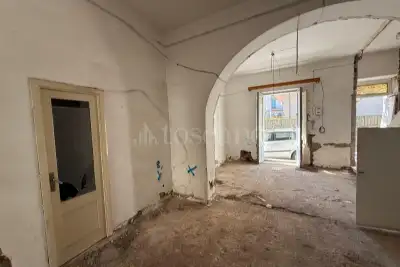 Casa Indipendente in vendita, Via Giuseppe Parini, Giarre