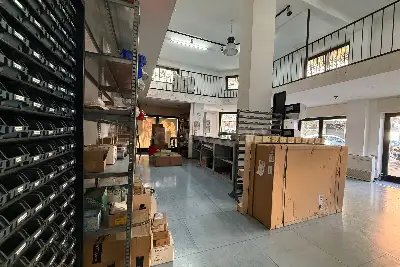 Negozio in vendita, Via Diego Angeli, Roma