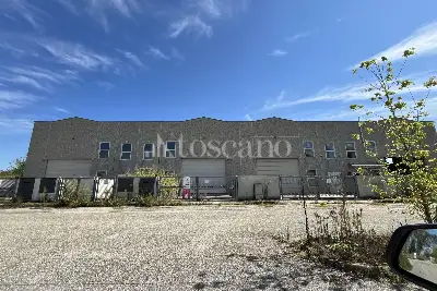 Capannone in vendita, Dossino, Cura Carpignano