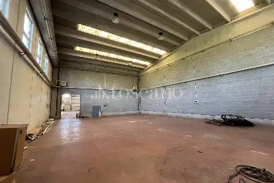 Capannone in vendita, Dossino, Cura Carpignano