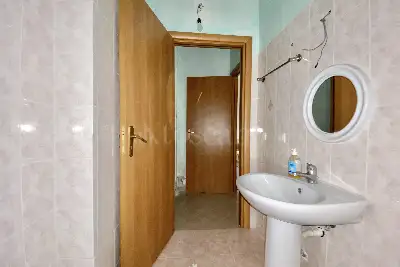 Negozio in vendita, Via Luigi Rizzo , Letojanni, Letojanni