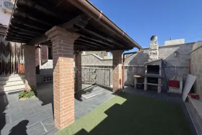 Villino a Schiera in vendita, Viale Paride, Ardea