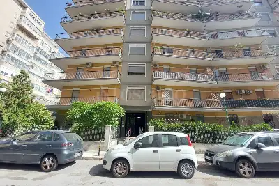 Casa in vendita, Via Raffaello, Palermo