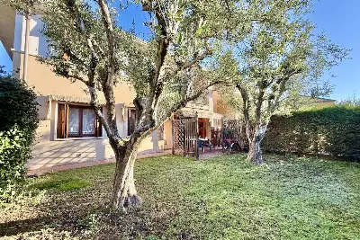 Villino a Schiera in vendita, Vicolo Brolo, Ponti sul Mincio