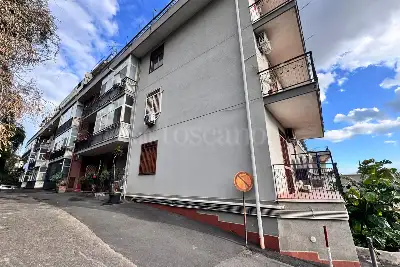 Casa in vendita, Via Bronte, Catania