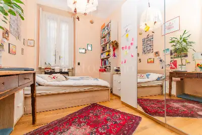 Casa in vendita, Via Sardegna 44, Milano