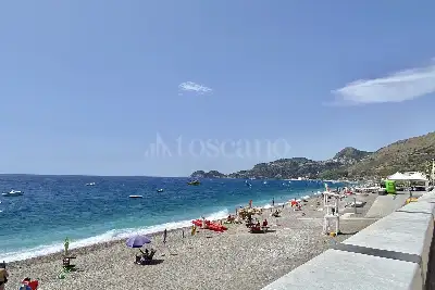 Negozio in vendita, Via Luigi Rizzo , Letojanni, Letojanni