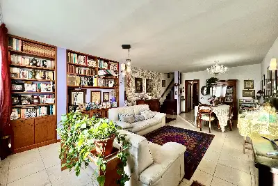 Villino a Schiera in vendita, Via Lombardia, Lonato del Garda