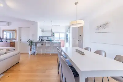 Casa in vendita, Via Valsavaranche, Roma