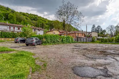 Casa in vendita, Via Statale, Marchirolo