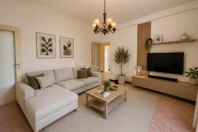Casa in vendita, Via Antonio Carnevali, Milano