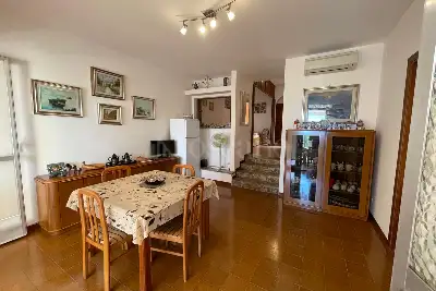 Casa in vendita, Via E. Berlinguer 38, Martinsicuro