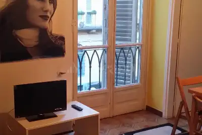 Casa in vendita, Via della Rocca, Torino