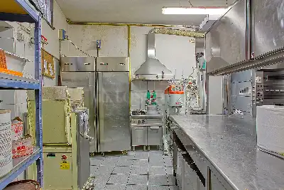 Attività Commerciale in vendita, Piazza Papa Giovanni XXIII, Luino