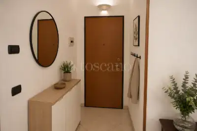 Casa in vendita, Via Legnone, Milano