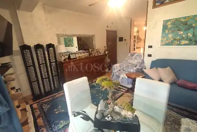 Villino a Schiera in vendita, Via Michele Nau, Roma