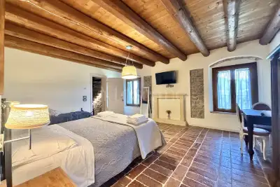 Villa in vendita, Strada Pille, Monzambano