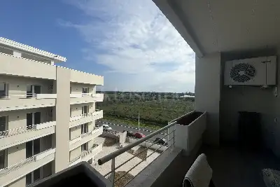 Casa in vendita, Via Torcegno, Roma