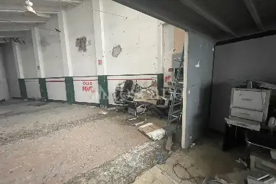 Capannone in vendita, Viale Montegrappa, Pavia