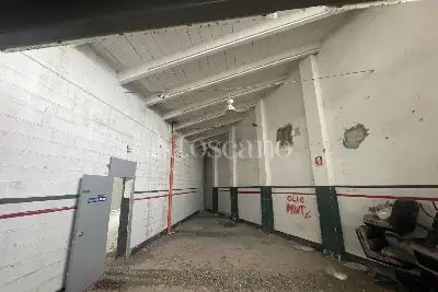 Capannone in vendita, Viale Montegrappa, Pavia