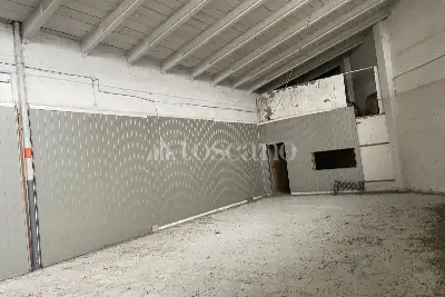 Capannone in vendita, Viale Montegrappa, Pavia