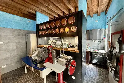 Casa Indipendente in vendita, Via della Volta, Brescia