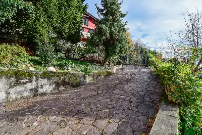 Casa Indipendente in vendita, Via Alla Zocca, Como