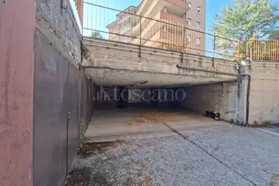 Garage in vendita, Via F. Petrarca, Brescia