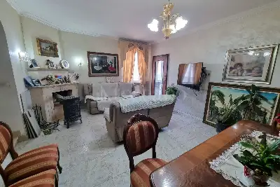 Villa Bifamiliare in vendita, Via Pedavena, Roma