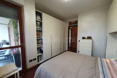 Casa in vendita, Via Francesco Olgiati, Milano