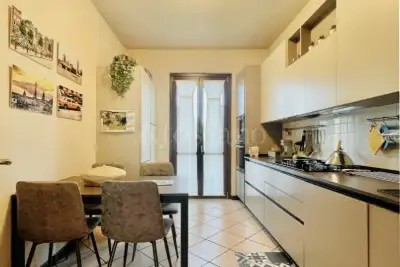 Casa in vendita, Via Casazza, Brescia