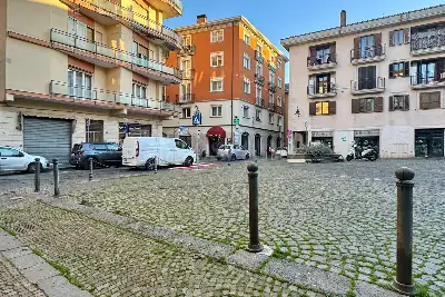 Negozio in vendita, Via Santissima Trinità, Avellino