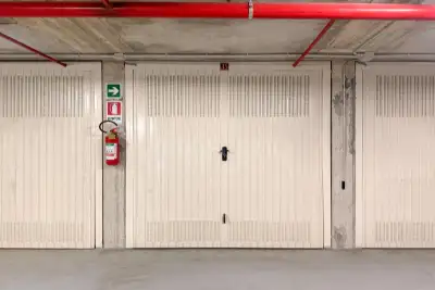 Box in vendita, Via Alessandro Manzoni, Napoli