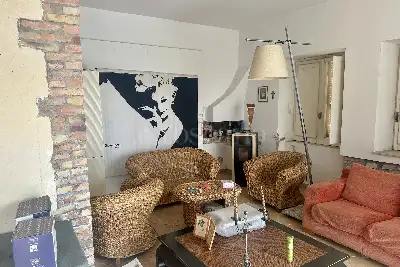 Casa Indipendente in vendita, Via Appia Lato Napoli, Formia