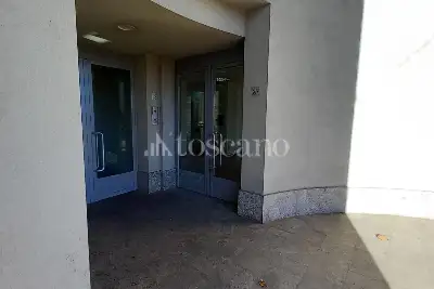 Negozio in vendita, Viale Pavia, Lodi