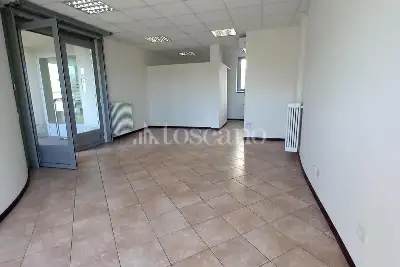 Negozio in vendita, Viale Pavia, Lodi