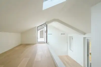 Casa in vendita, Via Giulio Uberti, Milano